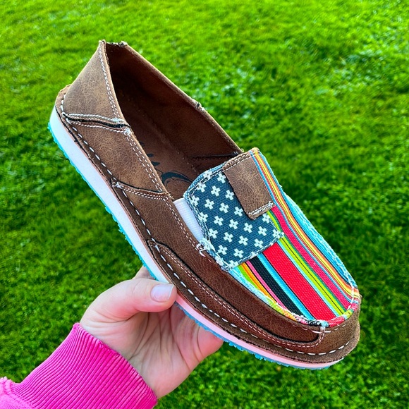 Very G Shoes - Very G Serape Americana Womens Shoes